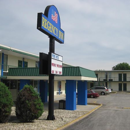 Regency Inn Of Naperville Exterior foto