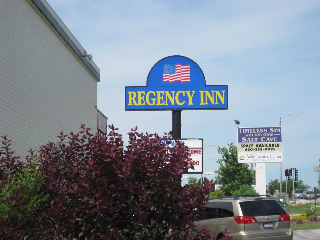 Regency Inn Of Naperville Exterior foto